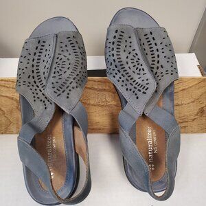 Naturalizer N5 Comfort Sling Back Sandals In Size 8.5W